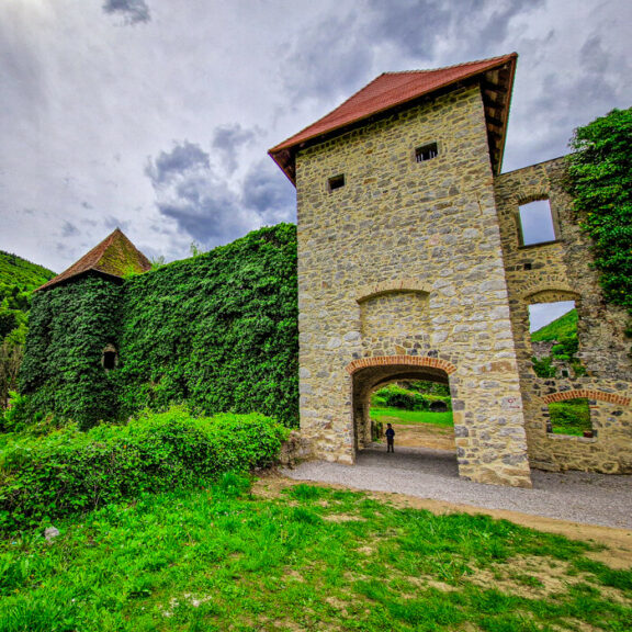 Grad Soteska_Kulturna dediščina_bogastvo, ki povezuje